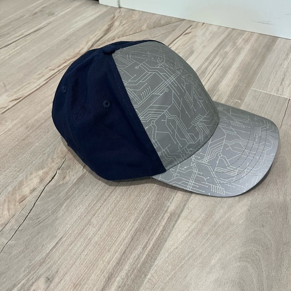 Disney Star Wars Galaxy's Edge Droid Depot Navy Hat - Picture 3 of 10